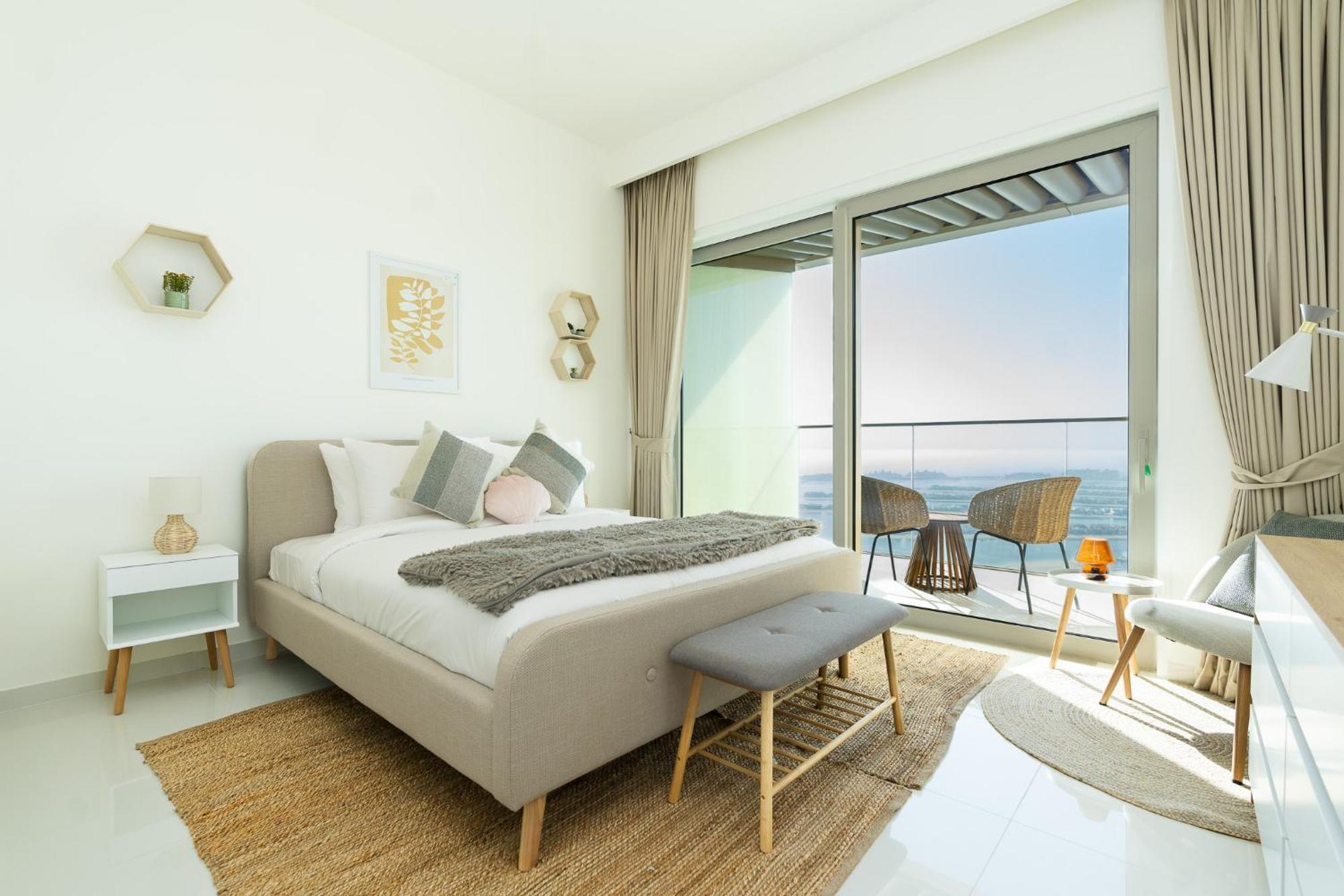 Citihome - 3br At Palm View Beachfront Apartment Dubai